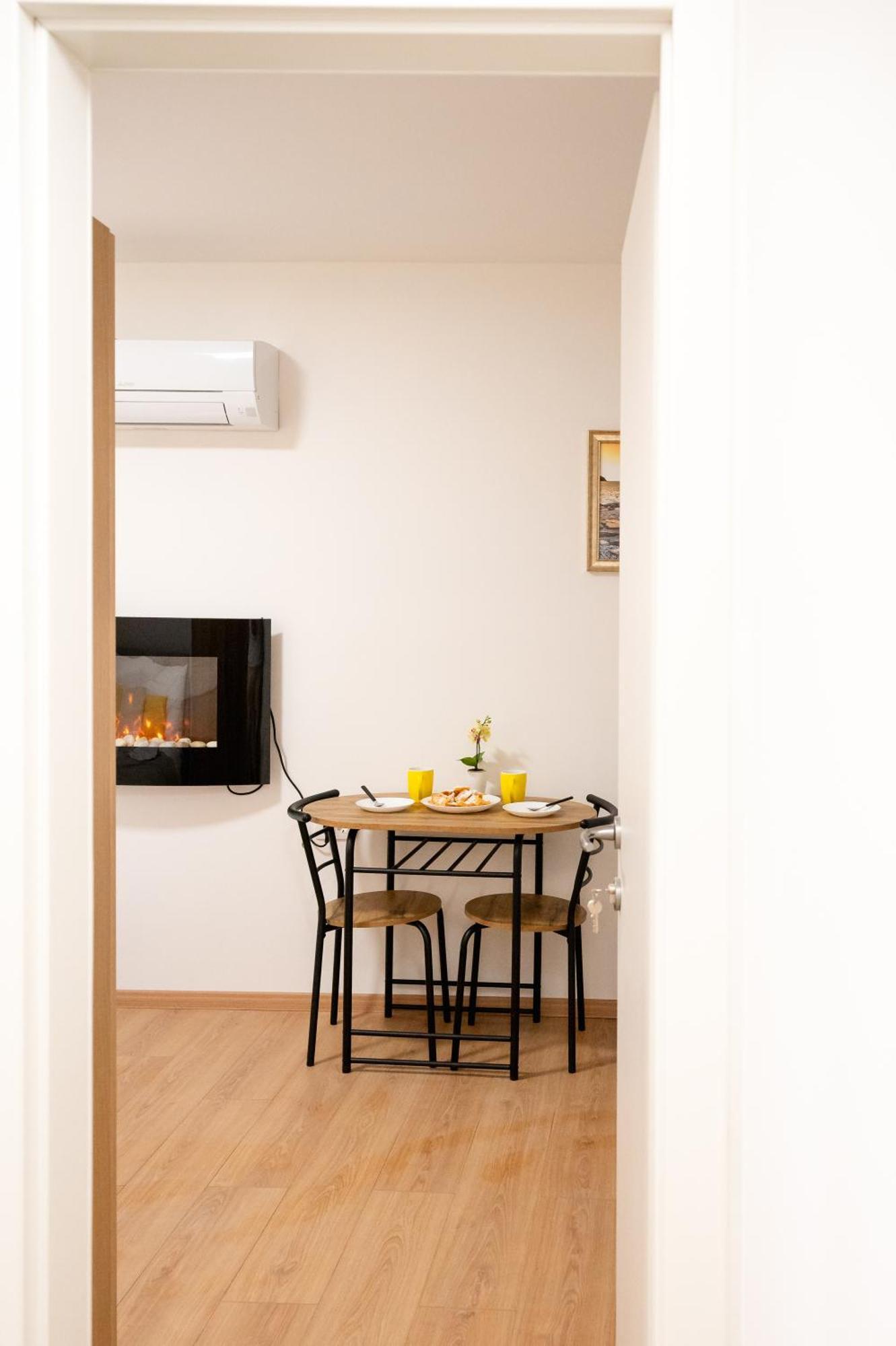Lev Apartments Izola Kültér fotó