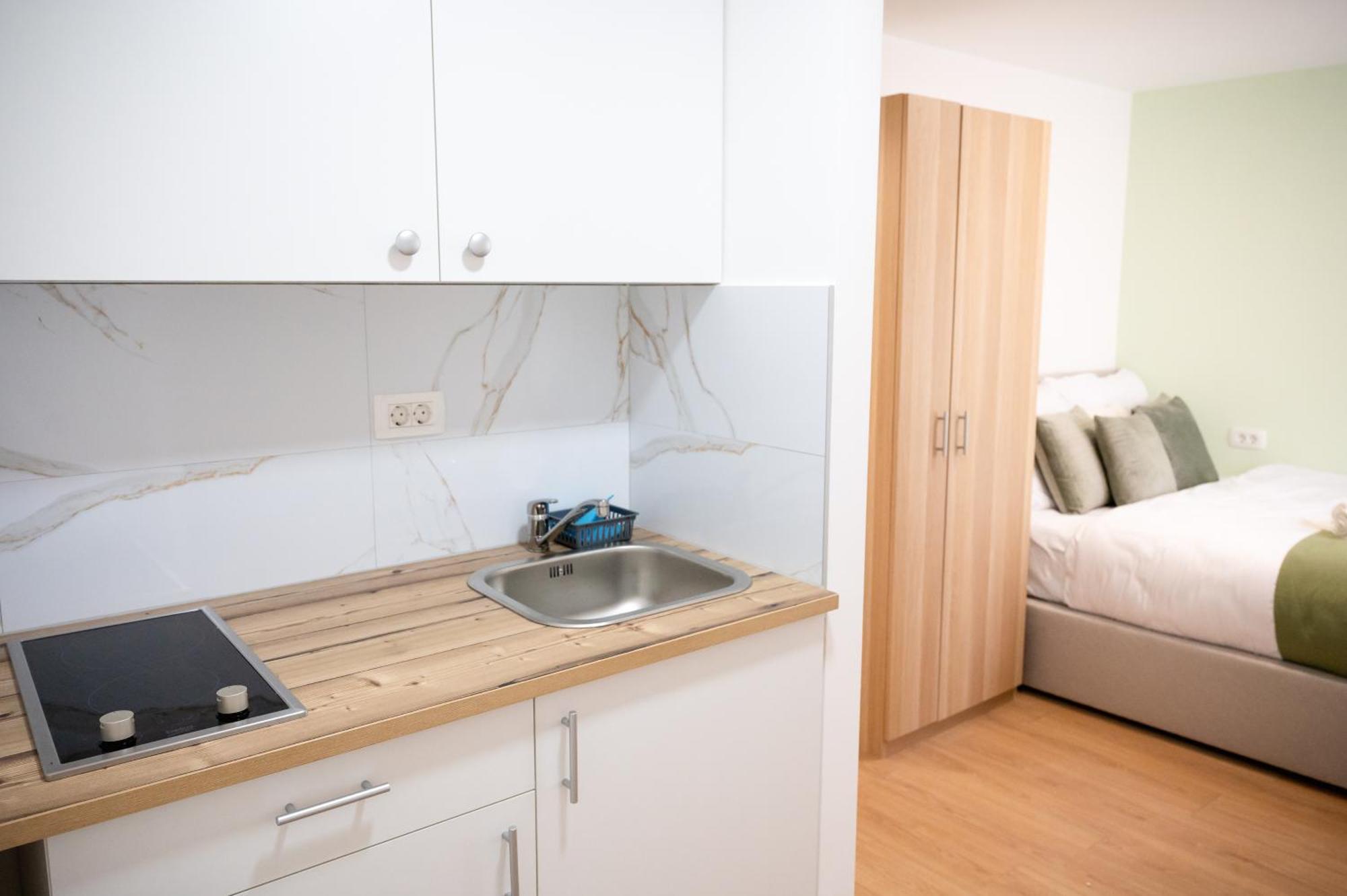 Lev Apartments Izola Kültér fotó