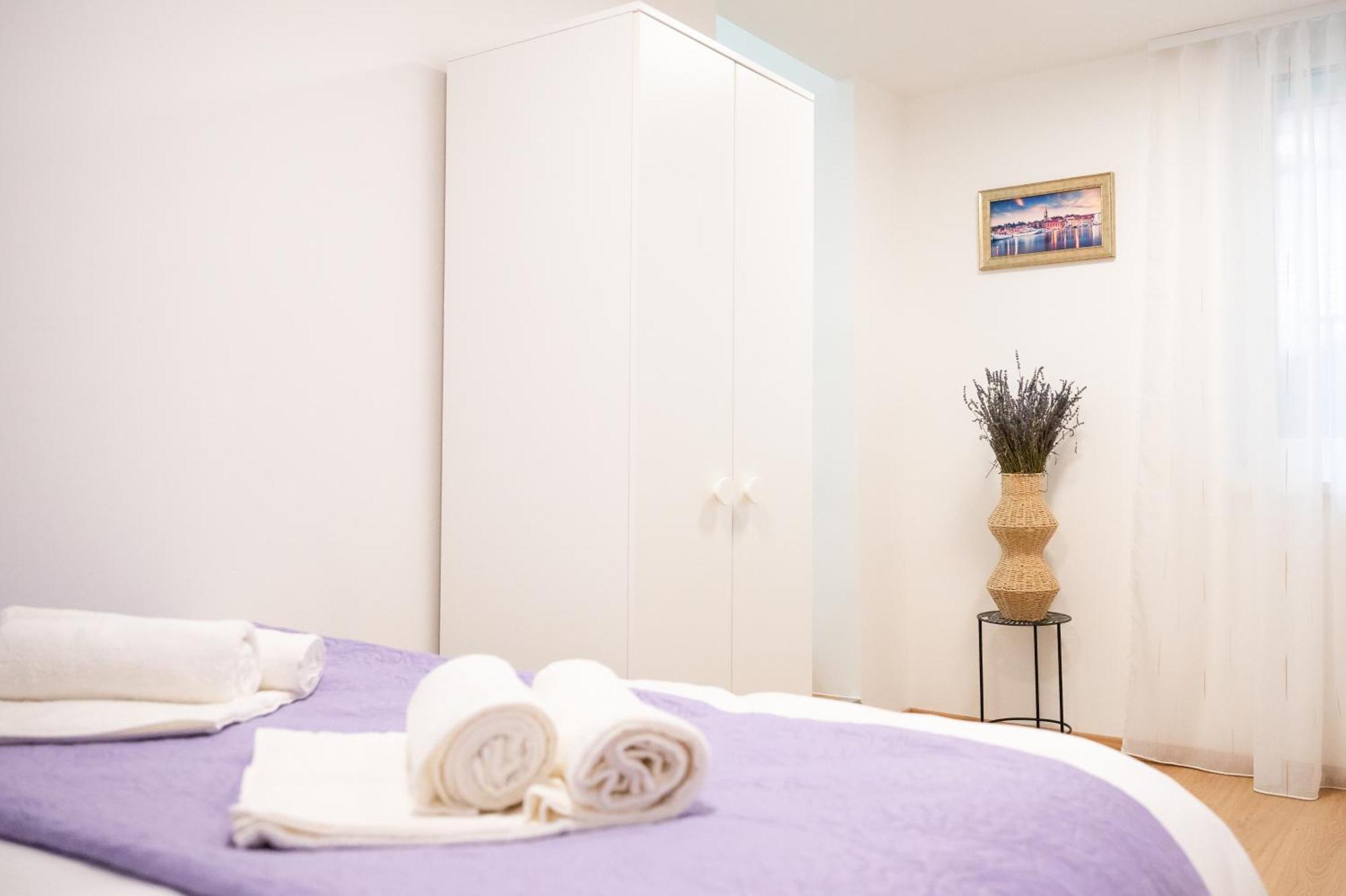 Lev Apartments Izola Kültér fotó