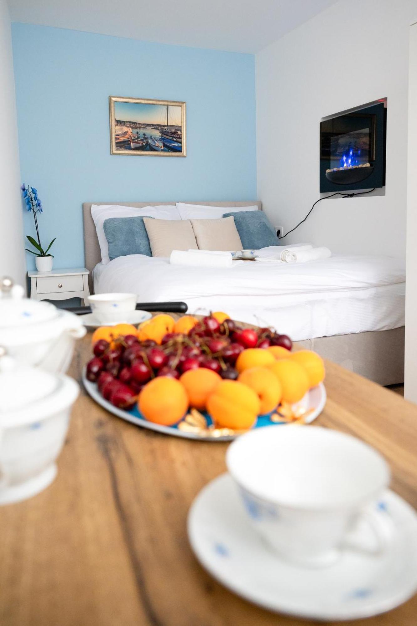 Lev Apartments Izola Kültér fotó