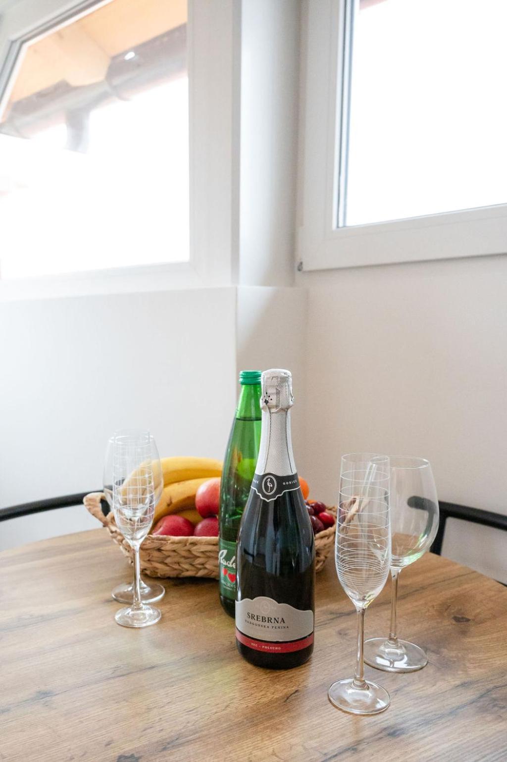 Lev Apartments Izola Szoba fotó