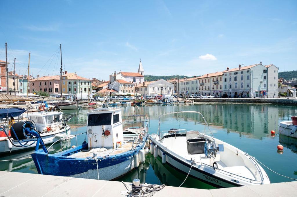 Lev Apartments Izola Kültér fotó